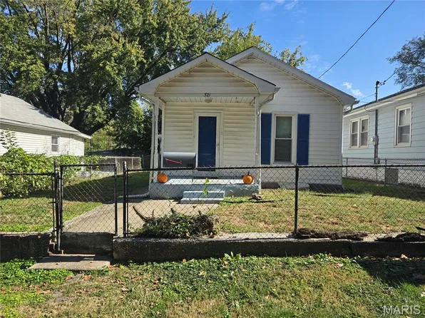 321 Dorris St, Alton, IL 62002