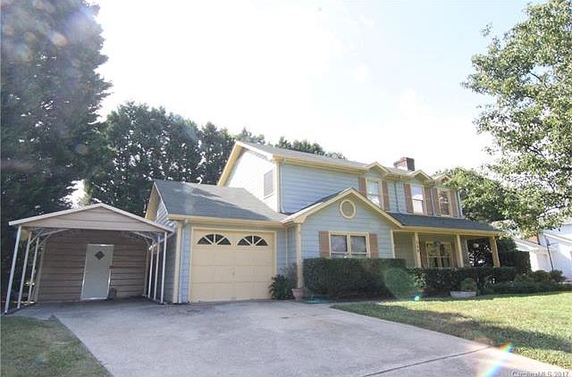 1st image of 546 Burrington Ct