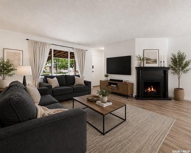 1st image of 6906 Blakeney DRIVE