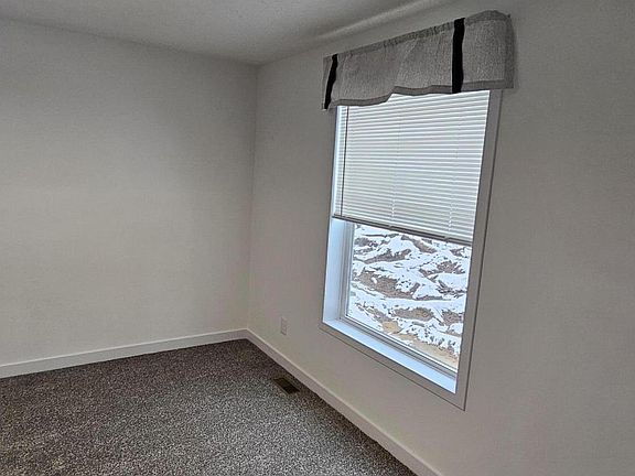 2nd image of 4381 Aspen Dr