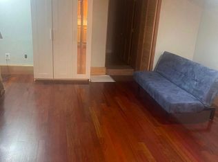 27-15 Murray St #B, Flushing, NY 11354
