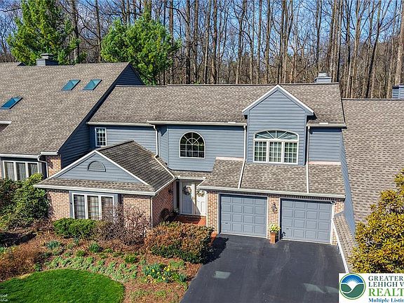 4th image of 2820 Sheffield Dr