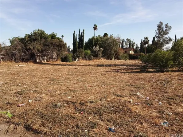 125 W 9th St, San Bernardino, CA 92401