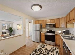 Lakewood Place Apartments, Saint Paul, MN 55110