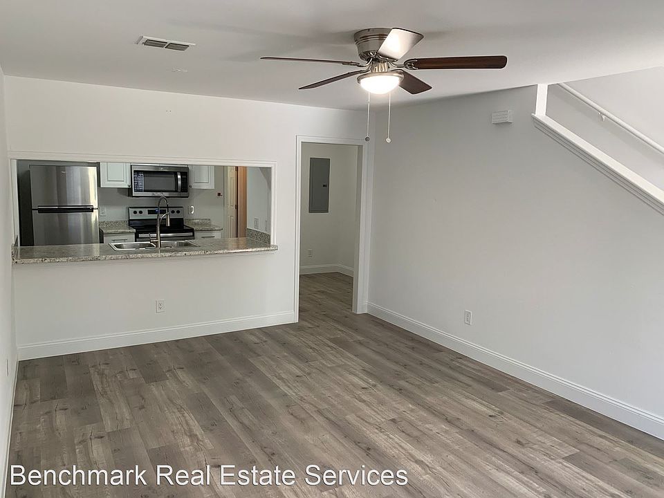 2nd image of 1612 Overstreet St #4-A