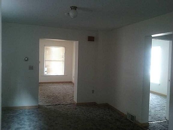 3rd image of 715-17 E 5th St