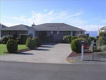 5th image of 538 Dolphin Dr