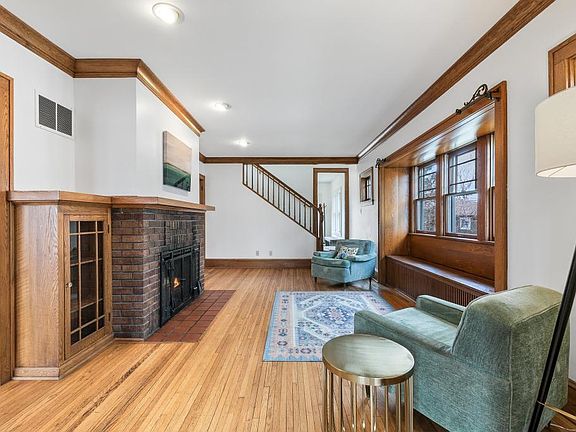 5th image of 4232 Aldrich Ave S