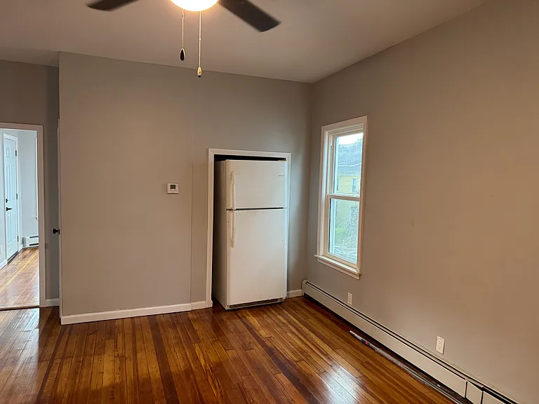 26 Willard St #2 — Photo 6