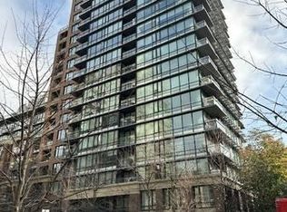 1088 Richards St, Vancouver, BC V6B 0J8