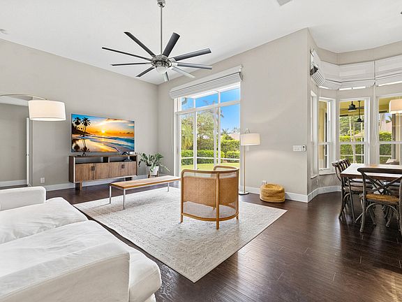 2nd image of 10582 MAPLE CHASE Drive