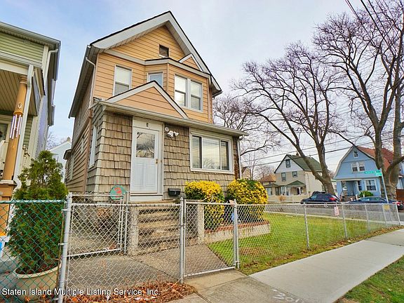 2nd image of 3 Hatfield Pl