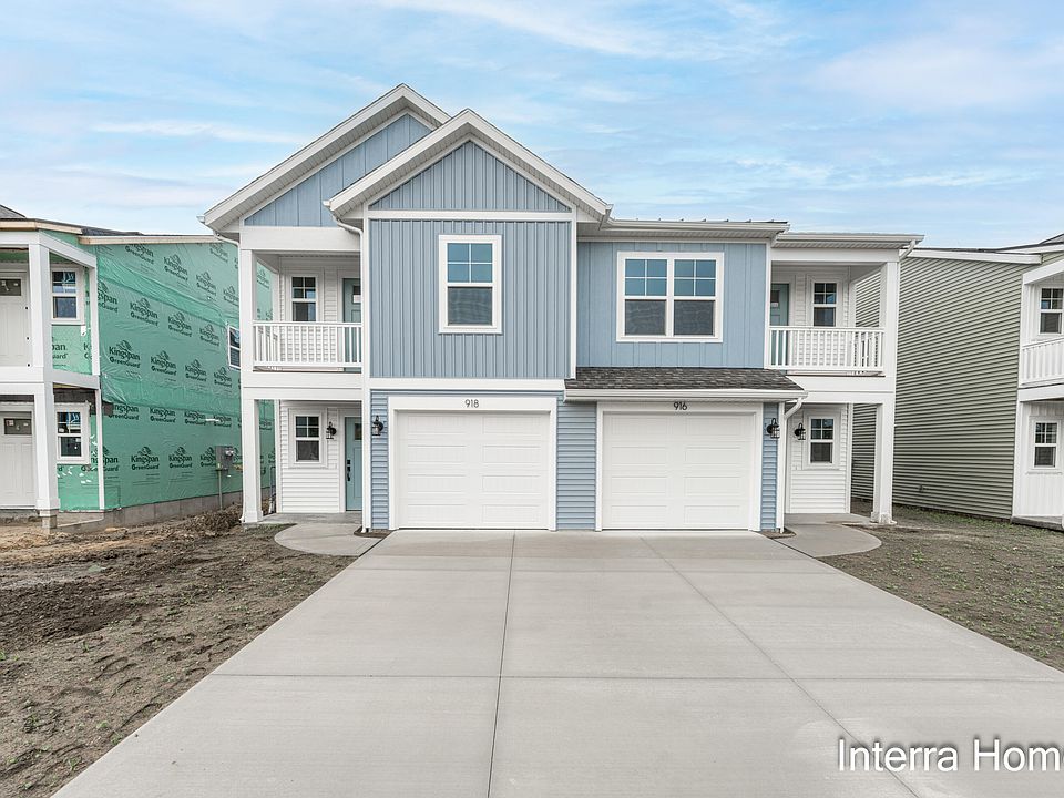 1st image of 916 Indiana Ave #15