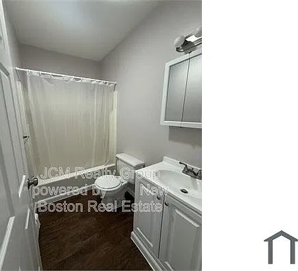 2 bed, 850 sqft, $2,400 — Photo 2