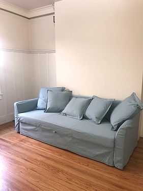 3rd image of 825 Bush St APT 406