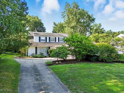 3180 Somerset Dr, Shaker Heights, OH, 44122