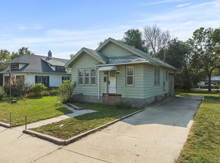 805 3rd St NE, Minot, ND 58703