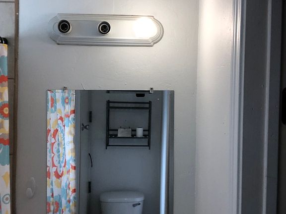 4th image of 415 Romero St NW Suite B