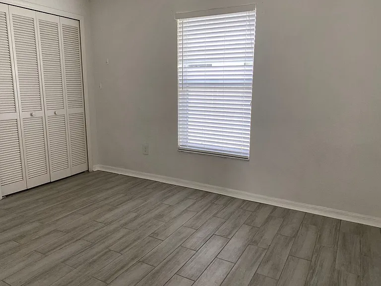 1004 Beckstrom Dr — Photo 12