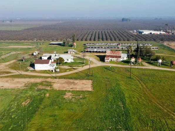 8308 W North Ave, Fresno, CA 93706