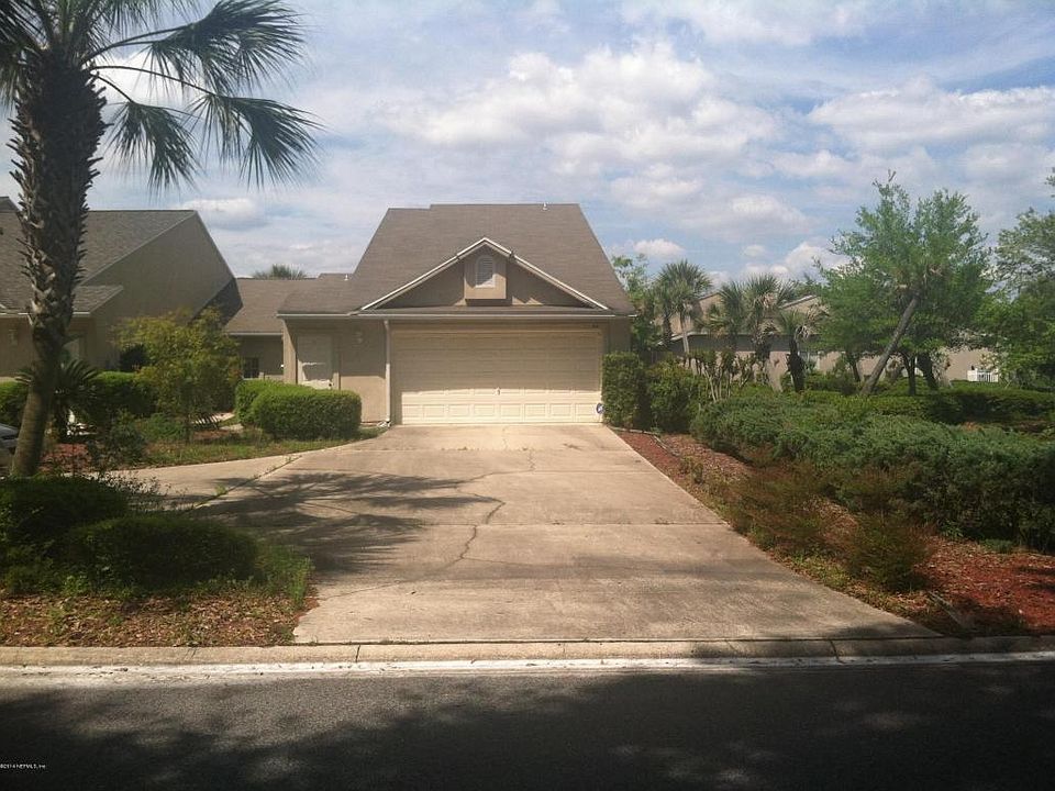 1st image of 44 Fox Valley Dr