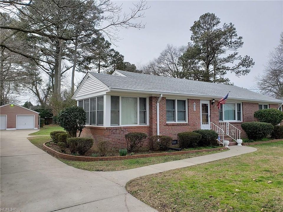 1st image of 637 Earl St