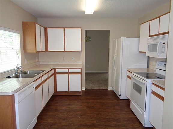 2nd image of 15129 Grassington Dr