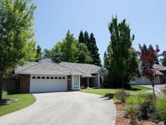 2nd image of 101 Stratford Ct