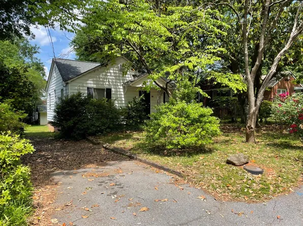 208 Cumberland Ave, Greenville, SC 29607