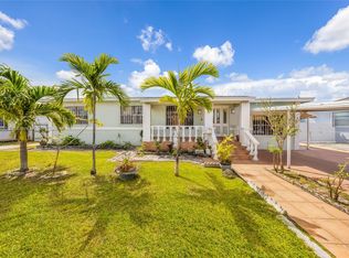 520 E 44th St, Hialeah, FL 33013