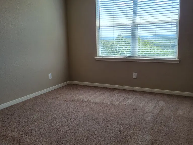 105 Stone Canyon Ct — Photo 7