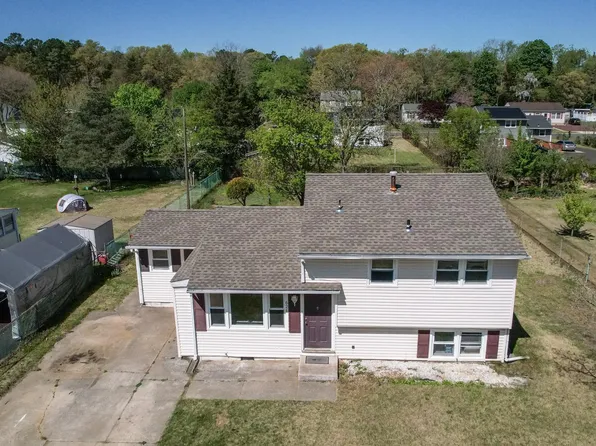 628 Bradford Dr, Vineland, NJ 08360