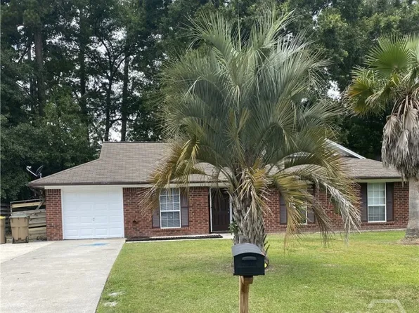 110 Bald Eagle Dr, Richmond Hill, GA 31324