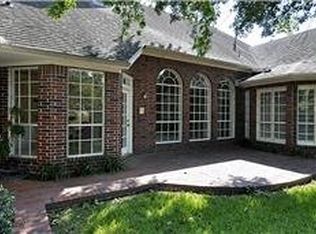 8814 Heather Cir, Houston, TX 77055