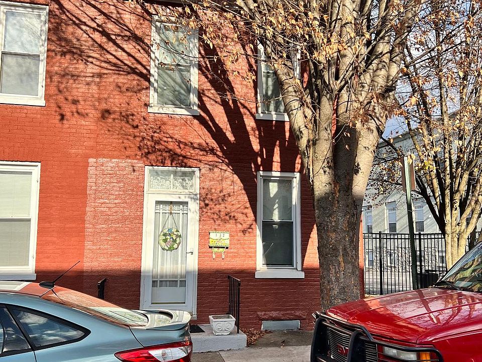 1st image of 132 E Antietam St