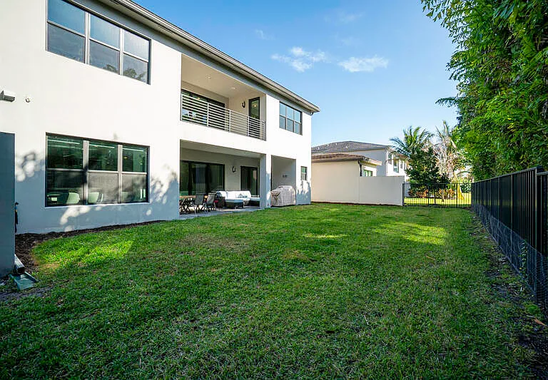 17081 Five Waters Ave — Photo 20