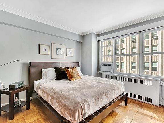 3rd image of 220 Madison Ave APT 6K