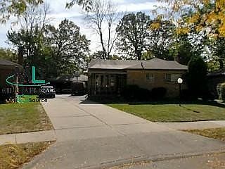 1st image of 21856 Sussex St