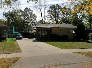 21856 Sussex St, Oak Park, MI 48237