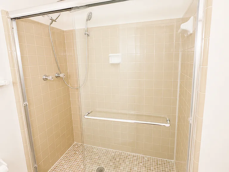 9205 Whitegate Ct — Photo 18