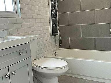 3rd image of 4357 De Reimer Ave #D