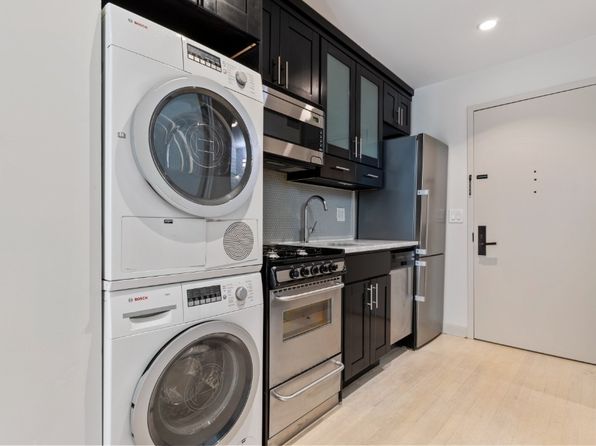 152 2nd Ave APT 4A