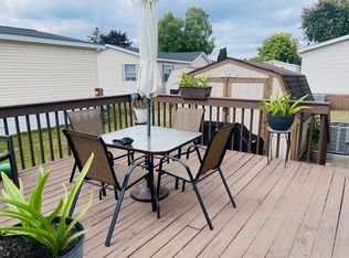 Meadow Lake, White Lake, MI 48383