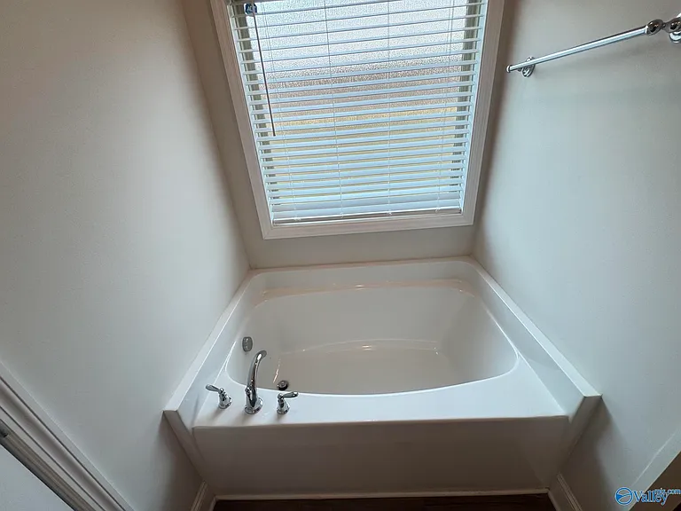 151 Williams Pointe Blvd — Photo 29