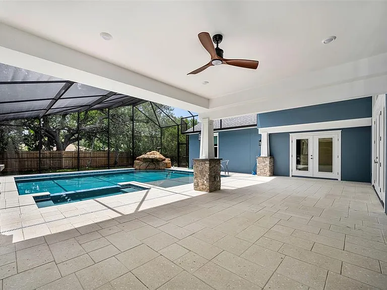 522 Louden Ave — Photo 42
