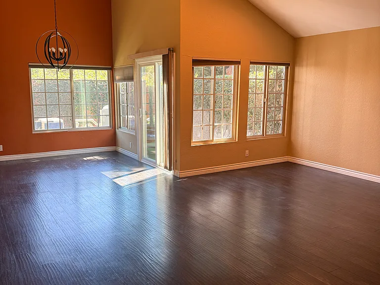 1174 Dawn Ridge Way — Photo 4