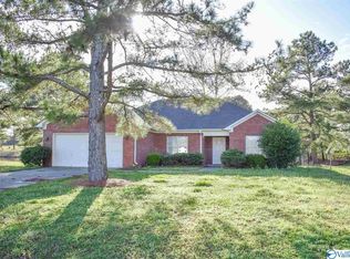 15213 Knoll Dr, Harvest, AL 35749