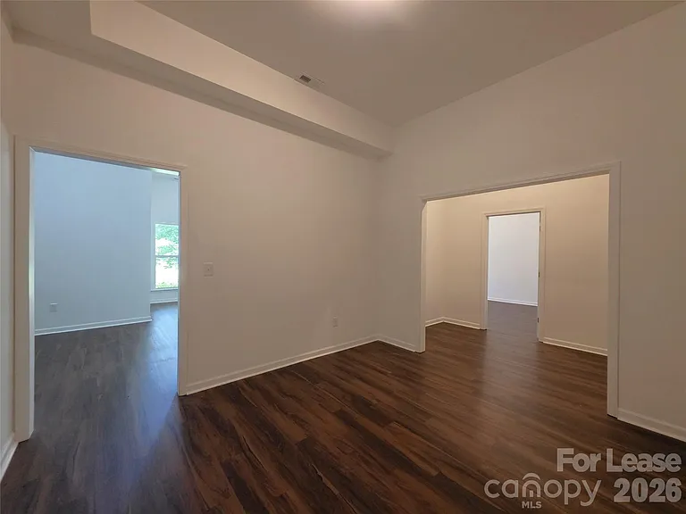 595 Foxwood Dr SE — Photo 19