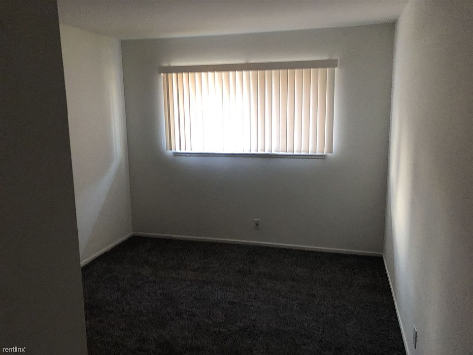 1890L Bedroom 1