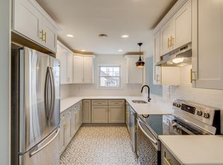 21 Adams St, Swedesboro, NJ 08085